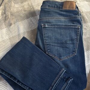 American Eagle Outfitters Women's Dark Blue Straight Leg Jeans